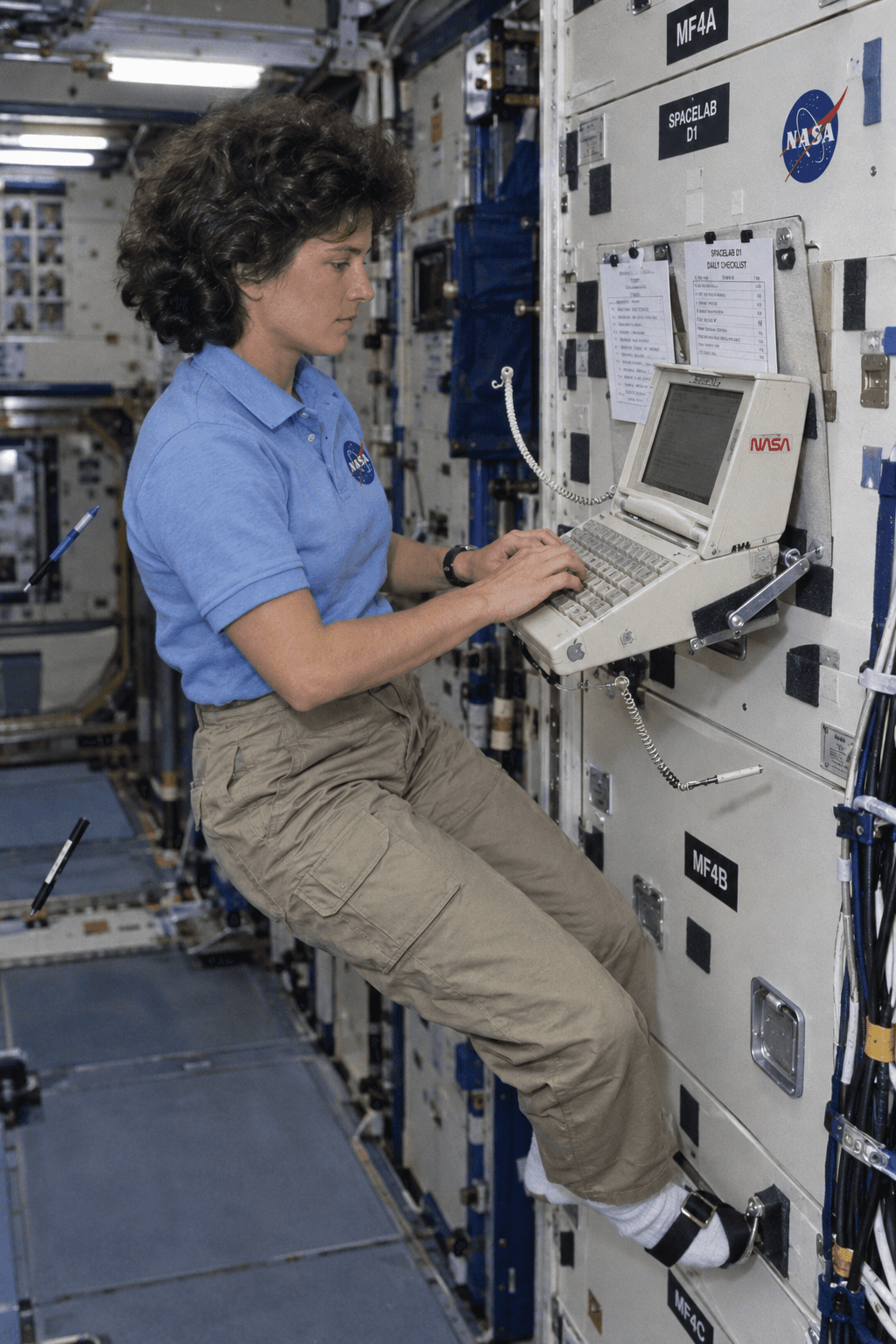 Apple × NASA Apple //c Orbiter, in use
