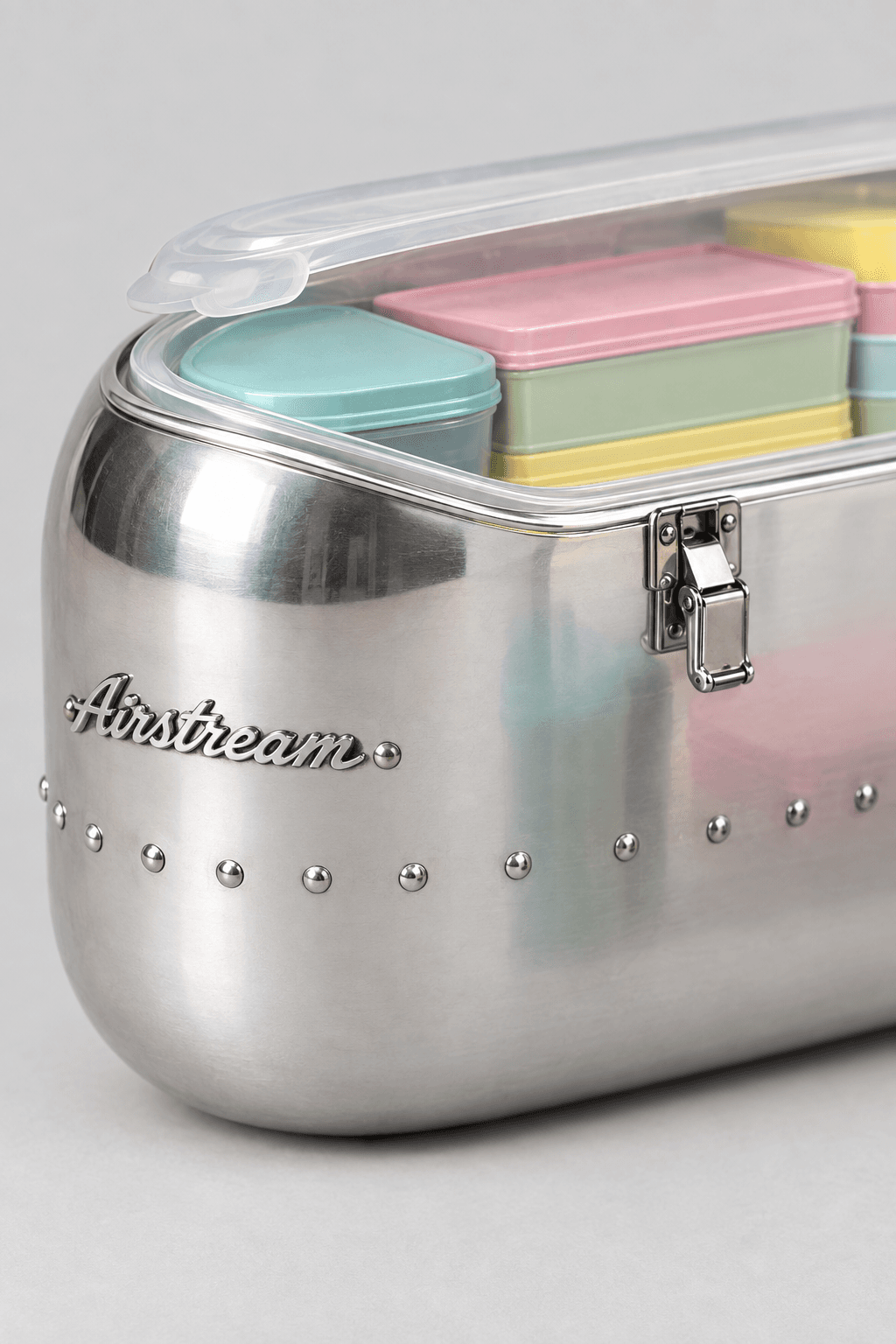Tupperware × Airstream Wanderlier Galley Set, detail